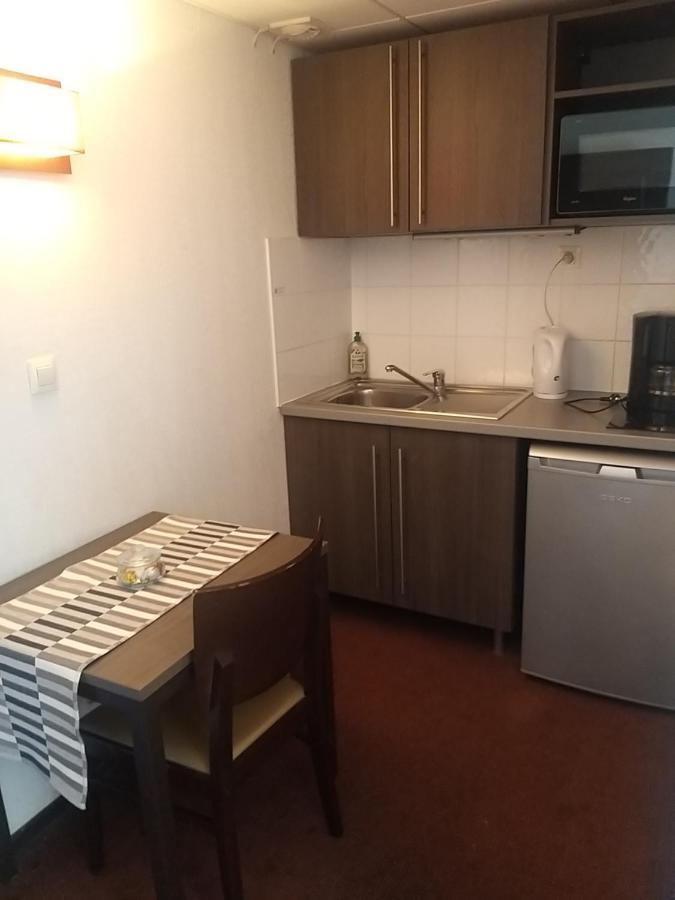 Studio Privatif Dans Hotel Residence Nimes Gare Luaran gambar