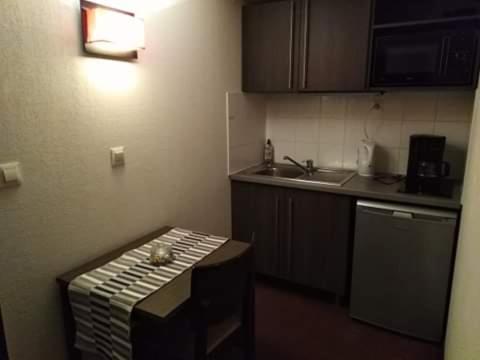 Studio Privatif Dans Hotel Residence Nimes Gare Luaran gambar